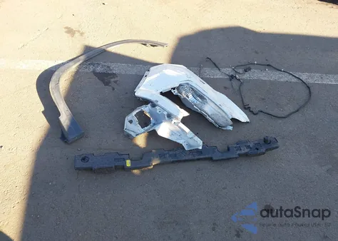 2016 Honda Pilot Elite z USA, uszkodzony, nr VIN 5FNYF6H01GB044898